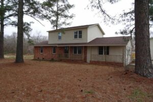 Remodeled One of a Kind Property Near Richlands, NC